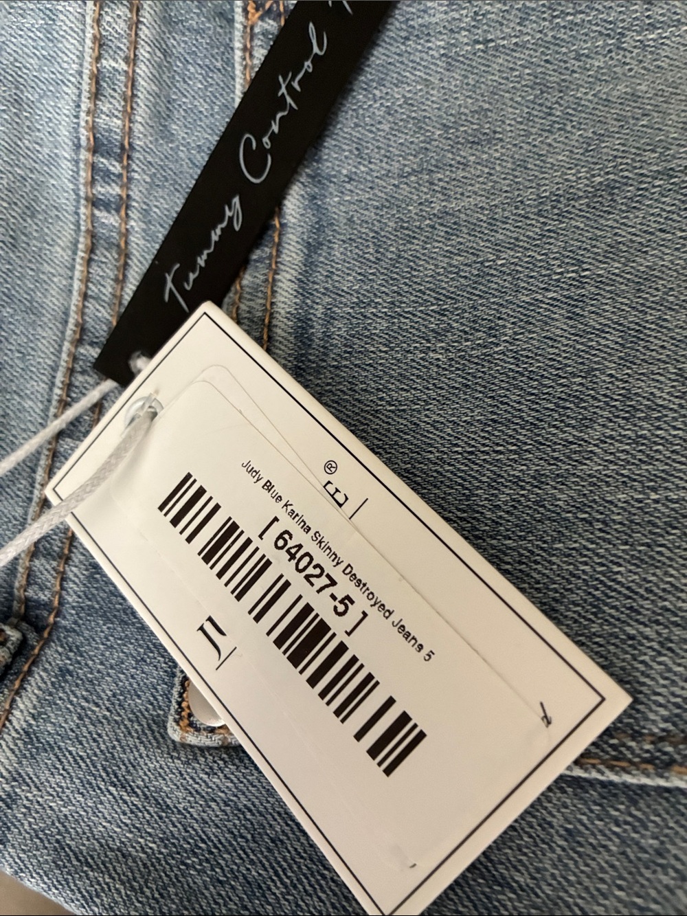 Judy Blue Light Wash Mid-Rise Destroyed Skinny Jeans- NWT- Size 5/27 - Picture 15 of 15